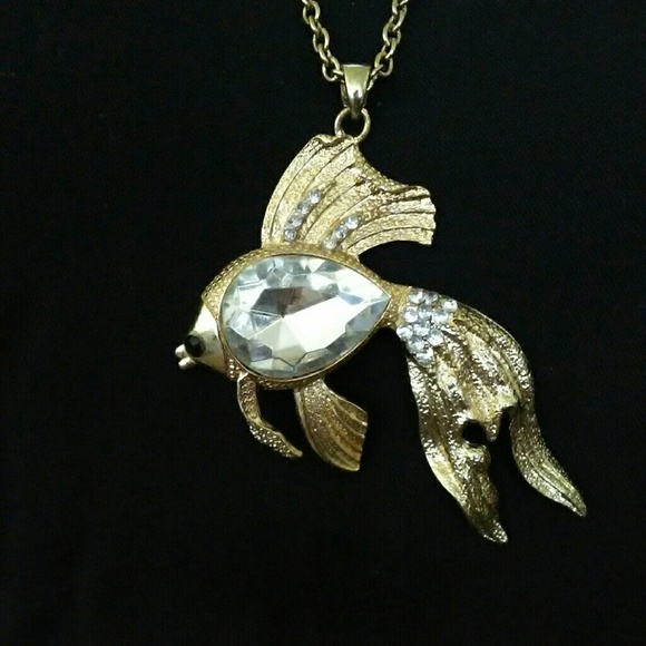 GOLDFISH NECKLACE - Picture 4 of 4